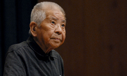 Tsutomu Yamaguchi là trường hợp có câu chuyện sống sót thần kỳ nhất thế giới. Ông là người đàn ông Nhật Bản sống sót qua hai vụ Mỹ ném bom nguyên tử xuống Hiroshima và Nagasaki.