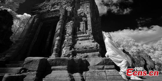 Ngôi đền Ta Prohm được xây dựng vào cuối thế kỷ 12 theo phong cách Bayon.