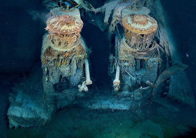 Sau nhiều năm tìm kiếm, giới chuyên gia, nhà khoa học đã tìm được xác tàu đắm Titanic vào ngày 1/9/1985 ở vùng biển Bắc Đại Tây Dương. Trong ảnh là 2 động cơ của tàu Titanic.