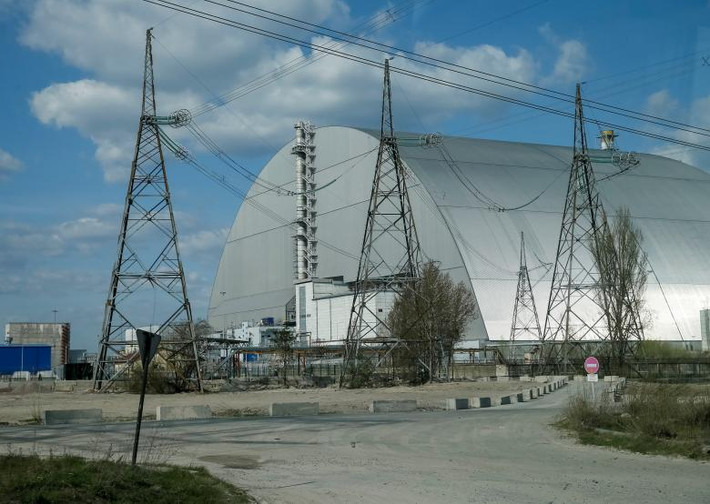 Thảm họa nguyên tử ở nhà máy điện hạt nhân Chernobyl cho đến nay vẫn là nỗi ám ảnh của nhân loại, dù đã hơn 30 năm xảy ra. Ngày 26/4/1986, lò phản ứng số 4 của nhà máy điện hạt nhân Chernobyl nổ tung, gây nên thảm họa nguyên tử tồi tệ nhất trong lịch sử nhân loại.