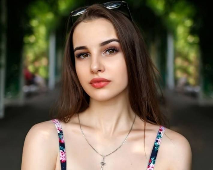 Nhiều người đồn nhau rằng, từ khi sinh ra các bé gái Ukraine đã được mẹ mình truyền cho những bí quyết riêng để duy trì nhan sắc xinh đẹp.