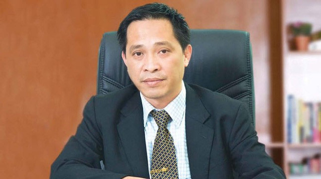 Đầu tháng 12/2015, công ty của anh trai diễn viên Lý Hùng đã thâu tóm hơn 49,7 triệu cổ phiếu BCI, trở thành công ty mẹ của CTCP Đầu tư Xây dựng Bình Chánh (BCI). BCI được biết đến là công ty ông Trầm Bê từng giữ vai trò quan trọng trong HĐQT.
