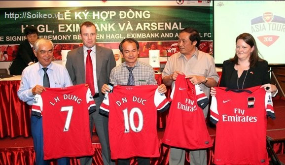 Trước đó, ông Đoàn Nguyên Đức (Chủ tịch Hoàng Anh Gia Lai) mời Câu lạc bộ nổi tiếng của Anh là Arsenal đến Việt Nam.