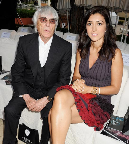 Tỷ phú 85 tuổi Bernie Ecclestone bắt đầu hẹn hò người đẹp Brazil từ năm 2009.