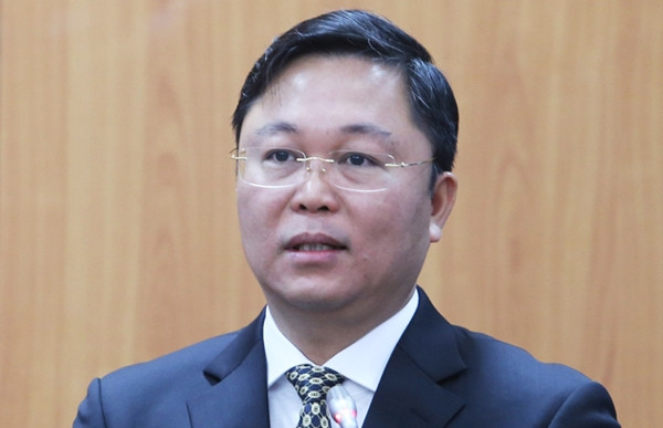 Ông Lê Trí Thanh từng kinh qua các chức vụ Phó Bí thư Huyện ủy, Chủ tịch UBND huyện Điện Bàn (nay là thị xã Điện Bàn); Trưởng Ban Xúc tiến đầu tư và Hỗ trợ doanh nghiệp tỉnh Quảng Nam; Giám đốc Sở Ngoại vụ tỉnh Quảng Nam.