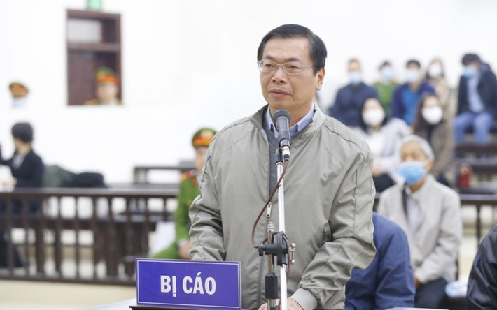 Ngày 29/4/2021, TAND TP Hà Nội tuyên phạt ông Vũ Huy Hoàng (cựu Bộ trưởng Công Thương) 11 năm tù vì tội Vi phạm quy định về quản lý, sử dụng tài sản Nhà nước gây thất thoát, lãng phí.