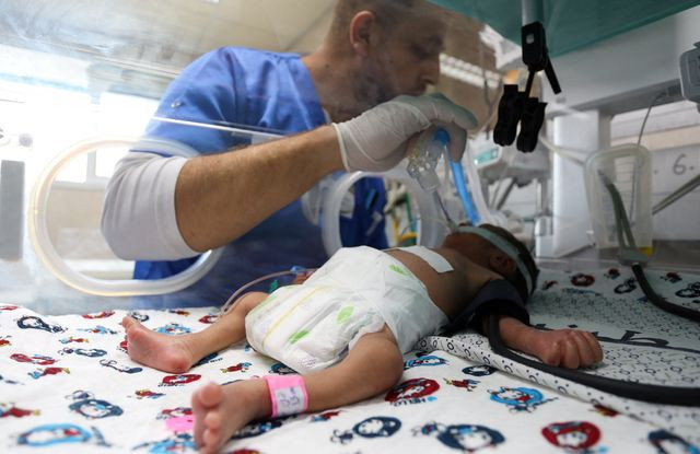 Ông Tarik Jašarević, phát ngôn viên của WHO, cho biết 5 bệnh viện chính của Gaza đang cần 150.000 lít nhiên liệu để cung cấp các dịch vụ cơ bản.