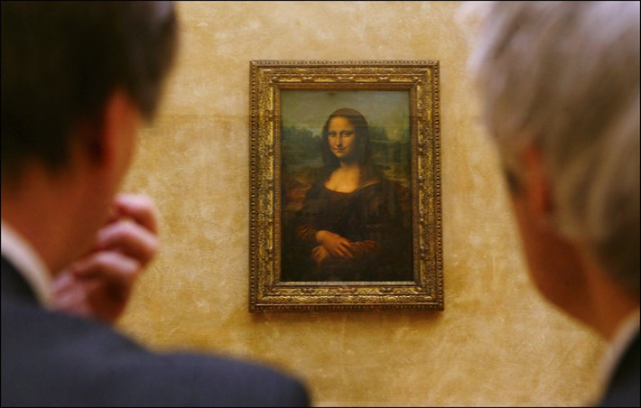 Hợp chất quý hiếm plumbonacrite được phát hiện trên lớp đầu tiên trong kiệt tác Mona Lisa của Da Vinci ngay phía trên lớp gỗ cây dương.