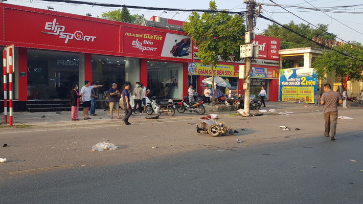 Vụ tai nạn xảy ra đúng vào giờ cao điểm.