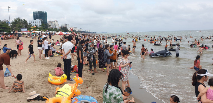 Về lữ hành, có khoảng 35 đoàn khách (tương đương hơn 1.000 khách) báo hoãn, huỷ tour, ước thiệt hại trên 3 tỷ đồng.