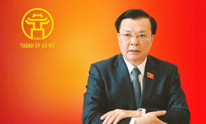 Ủy viên Bộ Chính trị, Bí thư Thành ủy Hà Nội Đinh Tiến Dũng: Ngày 13/5, Ban Thường vụ Thành ủy Hà Nội ban hành Quyết định số 2835-QĐ/TU thành lập Ban Chỉ đạo Thành ủy về Phòng, chống tham nhũng, tiêu cực. Đây cũng là địa phương đầu tiên cụ thể hóa chỉ đạo của BCH Trung ương tại Hội nghị lần thứ 5 về việc thành lập Ban Chỉ đạo phòng, chống tham nhũng, tiêu cực cấp tỉnh. Ban Chỉ đạo gồm 15 thành viên, ông Đinh Tiến Dũng, Ủy viên Bộ Chính trị, Bí thư Thành ủy Hà Nội, Trưởng đoàn đại biểu Quốc hội thành phố làm Trưởng ban Chỉ đạo.
