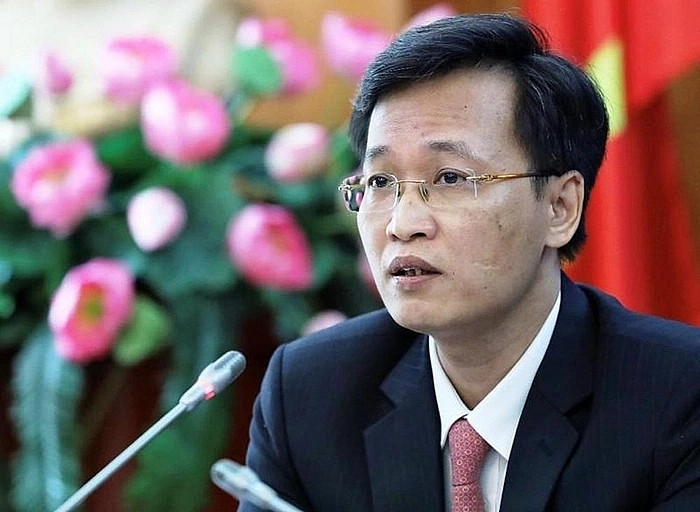 Bí thư Tỉnh ủy Hưng Yên Nguyễn Hữu Nghĩa làm Trưởng Ban Chỉ đạo phòng, chống tham nhũng, tiêu cực tỉnh. Ông Nghĩa 50 tuổi, quê quán Hà Nội, nguyên Phó trưởng Ban Kinh tế Trung ương.