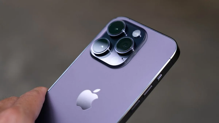Và sẽ như thế nào nếu chúng ta sử dụng AI Pen để thiết kế iPhone 16? Trang Techradar đã có cơ hội thử nghiệm điều này.