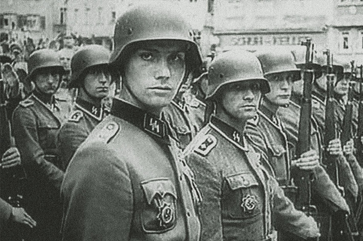 Sau khi sử dụng "thần dược" Pervitin, binh lính Wehrmacht của Hitler có thể diễu hành và chiến đấu trong suốt 10 ngày liên tục với quân đội Anh mà không biết mệt mỏi.