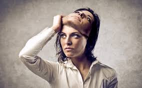 Nhà khoa học Capgras ghi chép về trường hợp đầu tiên mắc hội chứng trên là một phụ nữ tên M. Người này bị hoang tưởng khi cho rằng chồng con và cả hàng xóm bị bắt cóc và được thay thế bởi một bản sao y hệt.