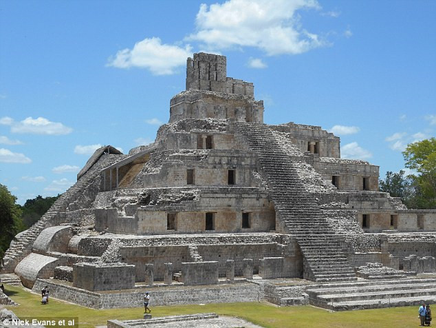 Đế chế Maya phát triển cực kỳ hưng thịnh ở phía nam Mexico và phía bắc của Trung Mỹ trong khoảng 6 thế kỷ.