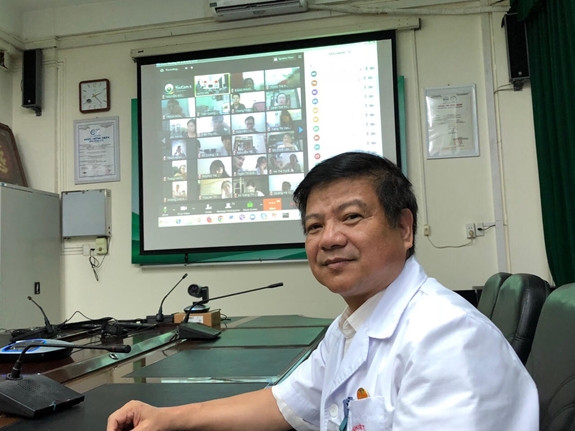 Bác sĩ Nguyễn Văn Kính, chuyên gia cao cấp Bệnh viện Nhiệt đới Trung ương, Chủ tịch Hội Truyền nhiễm Việt Nam.