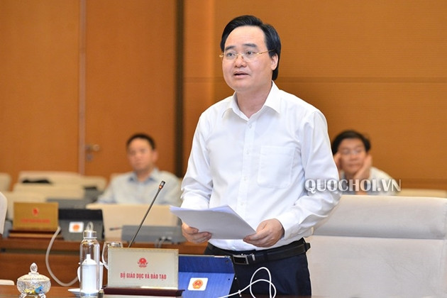 Ông Phùng Xuân Nhạ từng là Phó Bí thư Đảng ủy, Phó Giám đốc Đại học Quốc gia Hà Nội; Thành ủy viên Thành ủy Hà Nội