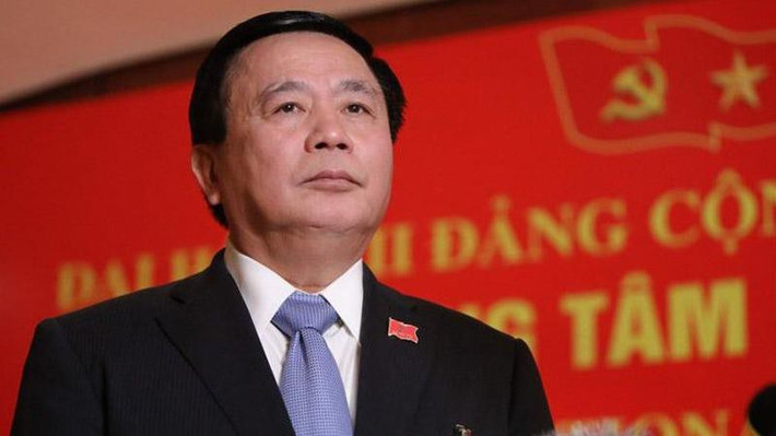 Giám đốc Học viện Chính trị quốc gia Hồ Chí Minh, Chủ tịch Hội đồng Lý luận Trung ương Nguyễn Xuân Thắng ứng cử tại ứng cử tại Quảng Ninh.