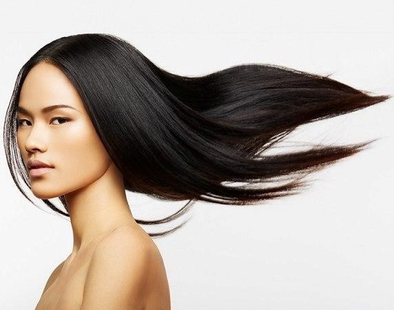 Qua 7 năm, tên tuổi Tuyết Lan gần đây có vẻ nguội với khán giả Việt. Tuy nhiên, cô đã dần khẳng định vị trí của mình và thậm chí không hề thua kém quán quân Huyền Trang khi cô giành được rất nhiều show diễn tại Tuần lễ thời trang thế giới. Hiện giờ, cô vẫn đang miệt mài trên các sàn diễn nước ngoài. Ảnh: Vietbao.
