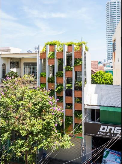 Thiết kế của ngôi nhà độc đáo này làm cho người ta có cảm giác như đang được nghỉ ngơi trong một khu nghỉ dưỡng sang trọng và gần gũi với thiên nhiên.