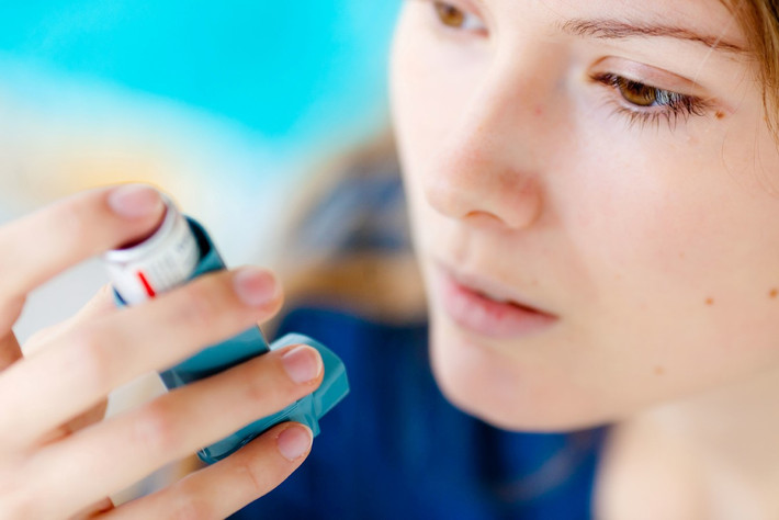 Nam giới thiếu vitamin D sẽ ảnh hưởng đến chức năng hoạt động của phổi, đây là nguyên nhân khiến nhiều người bị bệnh hen suyễn tồi tệ hơn.