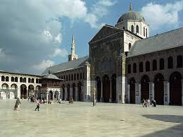 Nằm ở Syria, Damascus là một trong những thành phố cổ nhất thế giới. Các chuyên gia cho rằng, Damascus được thành lập vào khoảng năm 10000 - 8000 trước Công nguyên.