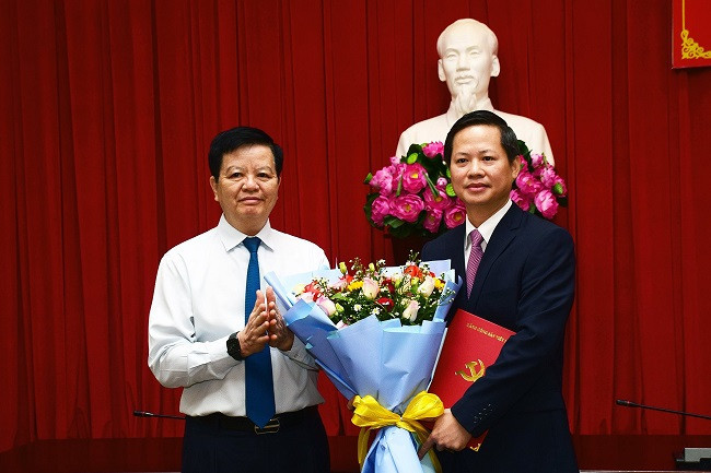 Ngày 11/11, Ban Bí thư Trung ương Đảng có quyết định cho ông Đoàn Anh Dũng thôi giữ chức vụ Ủy viên UBKT Trung ương để luân chuyển, chỉ định tham gia Ban Chấp hành, Ban Thường vụ và giữ chức Phó bí thư Tỉnh ủy Bình Thuận, nhiệm kỳ 2020-2025.