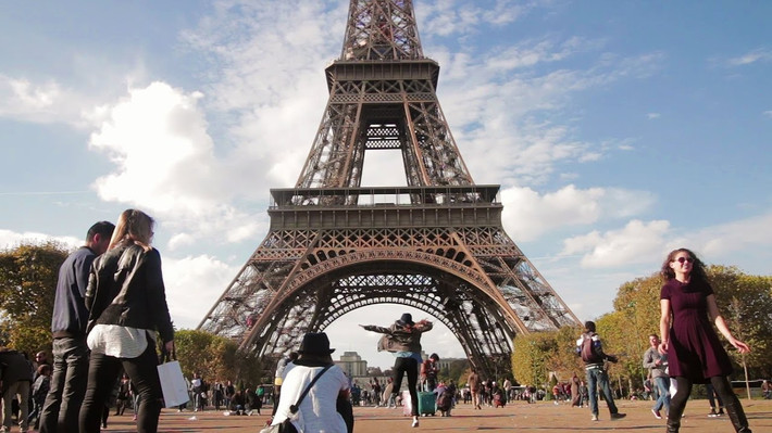 Thủ đô Paris, Pháp là một trong những địa điểm du lịch nổi tiếng thế giới. Mỗi năm, hàng triệu du khách ghé thăm thành phố hoa lệ này và có những trải nghiệm thú vị. Tuy nhiên, một số ít du khách không cảm thấy vui vẻ bởi mắc phải hội chứng Paris.