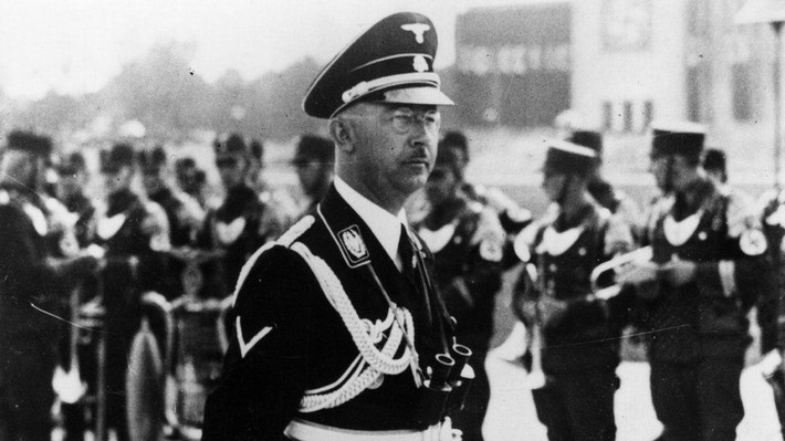 Đến tháng 9/1944, phòng tuyến Tannenberg bị phá vỡ, quân lính Đức quốc xã buộc phải rút khỏi trận địa sau khi Liên Xô giành chiến thắng. Lúc này, Kaljo quyết định không rút lui cùng lực lượng SS của phát xít Đức. Thay vào đó, ông trở về quê nhà ở Ida-Virumaa, Estonia.