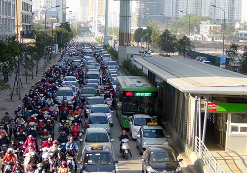 Đường Lê Văn Lương.