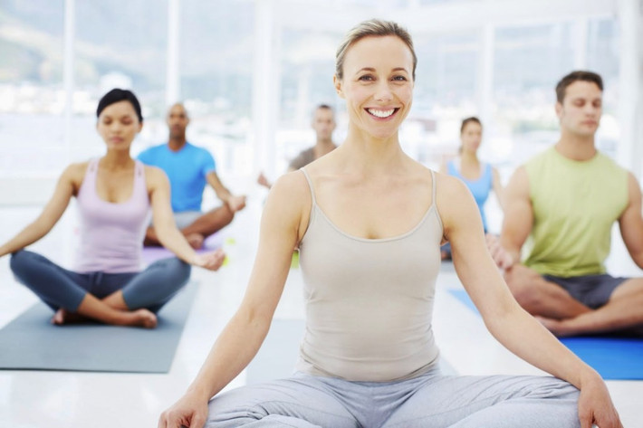 Một nghiên cứu ở Mỹ cho thấy rằng, Yoga có thể có lợi cho những người bị ung thư vú bằng cách giảm căng thẳng mệt mỏi và viêm.
