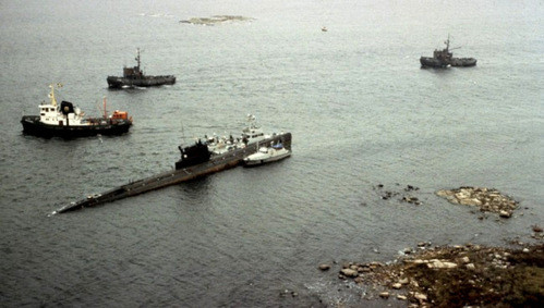Vào năm 1982, Thụy Điển - Liên Xô suýt nổ ra chiến tranh. Nguyên nhân bắt nguồn từ việc hệ thống cảm biến của Thụy Điển phát hiện nhiều tiếng động lạ ở vùng biển ngoài khơi nước này.