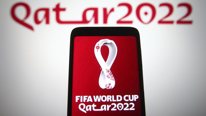 Sau khi cân nhắc, tính toán tỉ mỉ, World Cup 2022 được chọn tổ chức vào mùa Đông ở Qatar. Mặc dù vậy thời tiết ở nước chủ nhà vào tháng 11 - 12 không quá lạnh.