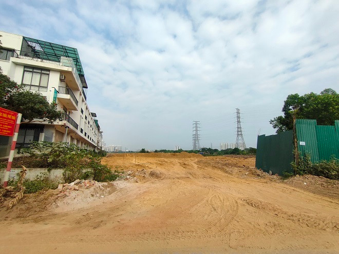 Hiện tại, tuyến đường từ khu hành chính quận Hoàng Mai đến Tam Trinh qua khu đô thị này đang xây dựng nhưng chưa rõ thời điểm hoàn thiện.