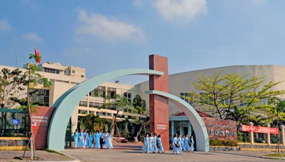 TP. Đà Nẵng: TP miễn học phí trong 9 tháng của năm học 2021-2022 cho các trẻ mầm non, học sinh các trường phổ thông công lập và ngoài công lập. Không áp dụng đối với trẻ mầm non và học sinh phổ thông thuộc cơ sở giáo dục mầm non có vốn đầu tư nước ngoài.