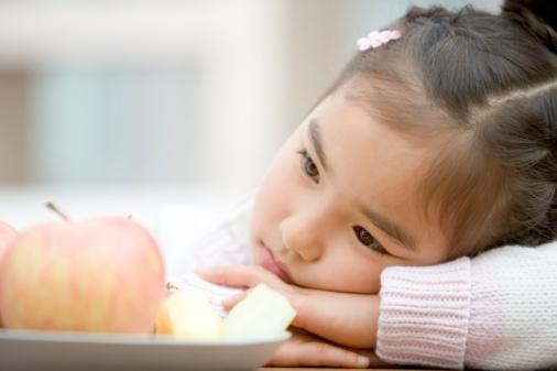 Dậy thì được xem là giai đoạn phát triển sinh lý của trẻ. Tuy nhiên, tình trạng trẻ dậy thì sớm đang gây ra nhiều nỗi lo cho các bậc phụ huynh, bởi nếu không được phát hiện và điều trị kịp thời sẽ để lại hậu quả nghiêm trọng.