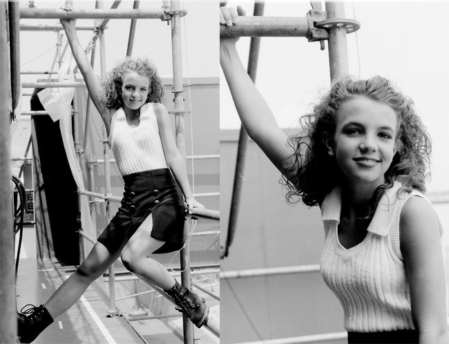 “Britney có giọng hát của một thiên thần. Khi cô bé hát bài “The Greatest Love of All” của Whitney Houston, tôi đã hồn xiêu phách lạc và xúc động đến rơi nước mắt", Lerer nhớ lại.