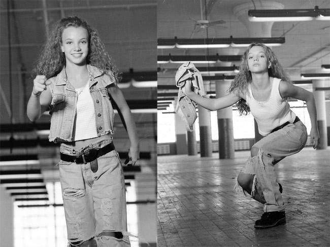 Năm 1999, khi mới 18 tuổi, Britney Spears nổi danh khắp thế giới với album phòng thu đầu tay mang tên "Baby One More Time" và bài hát cùng tên.