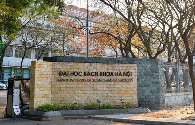 ĐH Bách khoa Hà Nội: PGS.TS Nguyễn Phong Điền, Phó hiệu trưởng trường ĐH Bách khoa Hà Nội cho hay sinh viên toàn trường chính thức đi học trực tiếp từ đầu tháng 3 tới. Nguyên nhân do tháng 2 trường đã có kế hoạch tổ chức thi trực tuyến hết học phần cho sinh viên.