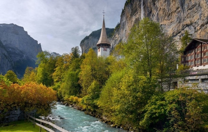 Thung lũng Lauterbrunnen là địa điểm lý tưởng cho nhiều hoạt động du lịch, khám phá.