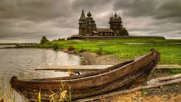 Thiên nhiên ở nước Nga vô cùng phong phú và đa dạng. Trong ảnh là đảo Kizhi, Karelia.