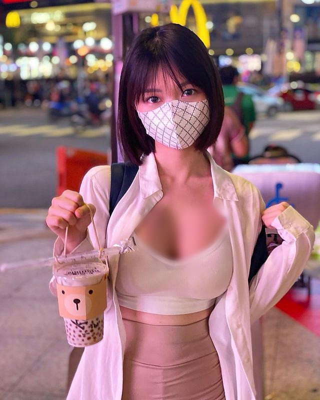 Dạo gần đây, Diorwynn thường gây chú ý khi diện đồ tập dạo phố.