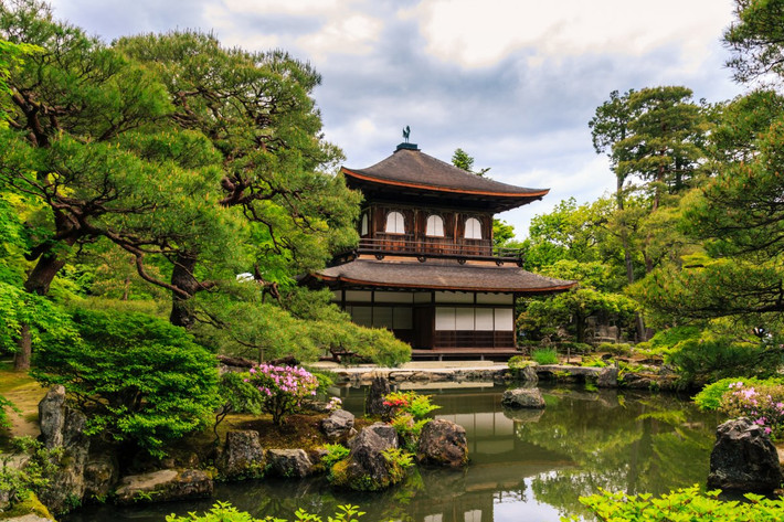 Vẻ đẹp tráng lệ của Ngân Các Tự (Chùa Gác Bạc - Sliver Pavilion) nằm ở Kyoto, Nhật Bản.
