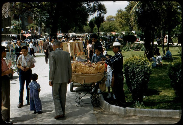 Cuộc sống sầm uất, nhộn nhịp của người dân ở thủ đô Mexico City của Mexico.