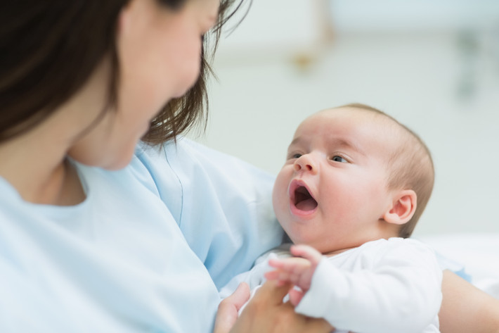 Thúc đẩy chức năng sinh sản lành mạnh: Vitamin A rất cần thiết cho việc duy trì một hệ thống sinh sản khỏe mạnh ở cả nam giới và phụ nữ, cũng như đảm bảo sự tăng trưởng và phát triển bình thường của phôi thai trong thai kỳ. Ảnh: Internet.