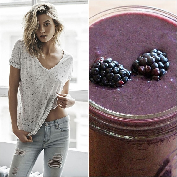 Bữa sáng của siêu mẫu Karlie Kloss là một ly sinh tố giàu protein được làm từ sữa hạnh nhân không đường, bột protein vị chocolate, một quả chuối và một ly quả mọng.