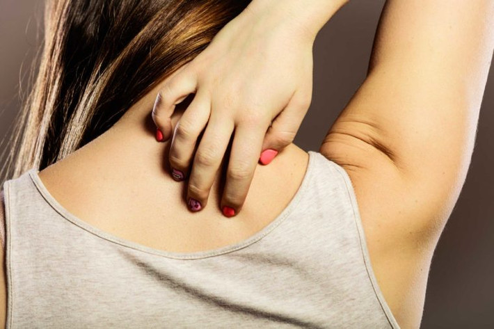 Vàng da không phải là một căn bệnh, nó là một biểu hiện lâm sàng của suy giảm chức năng gan. Vàng da là một trong những dấu hiệu ung thư gan sớm.