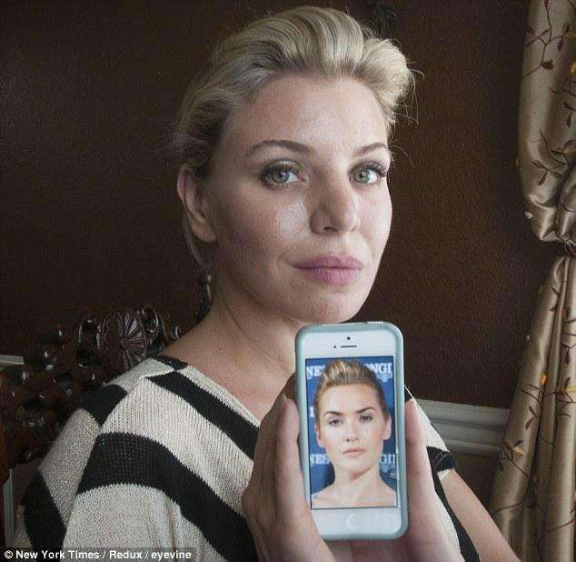 Deborah Davenport, 41 tuổi, người Texas, chi 15.000 USD để biến hình giống nữ diễn viên nổi tiếng Kate Winslet. (Ảnh: New York Times)