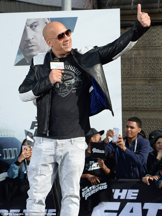 Trong The Fate of the Furious, Vin vừa là diễn viên chính vừa là sản xuất. (Ảnh: Getty Images)